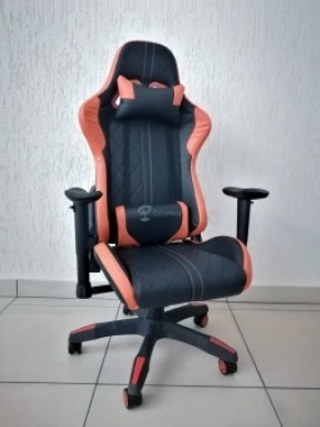Кресло геймерское Barneo K-52 (черная экокожа оранжевые вставки) в Кудымкаре - kudymkar.ok-mebel.com | фото